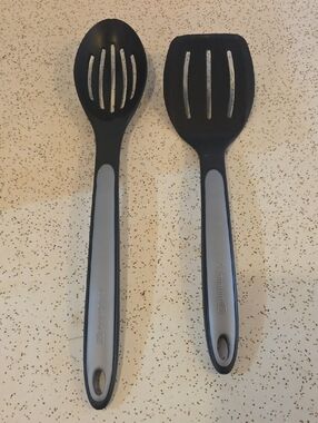 Calphalon Black Nylon Slotted Spatula And Slotted Spoon Set